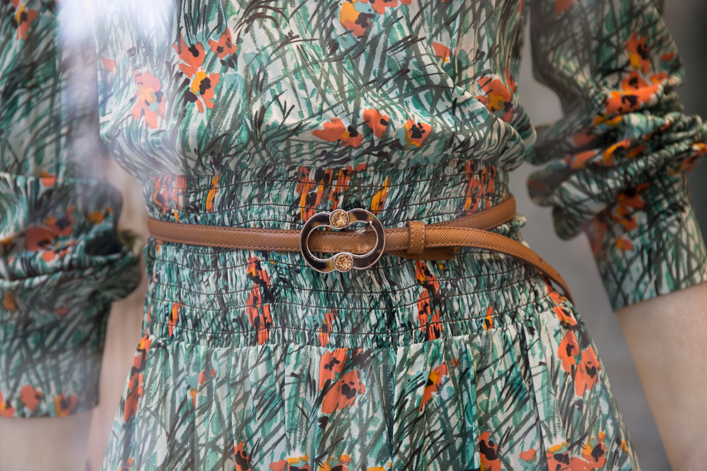 Detalles de un vestido Prada en Milan